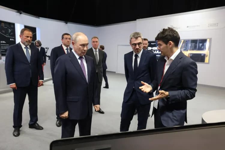 Накопитель электроэнергии Volts представили Владимиру Путину