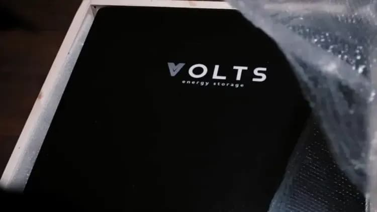 Как устроена упаковка накопителя Volts?