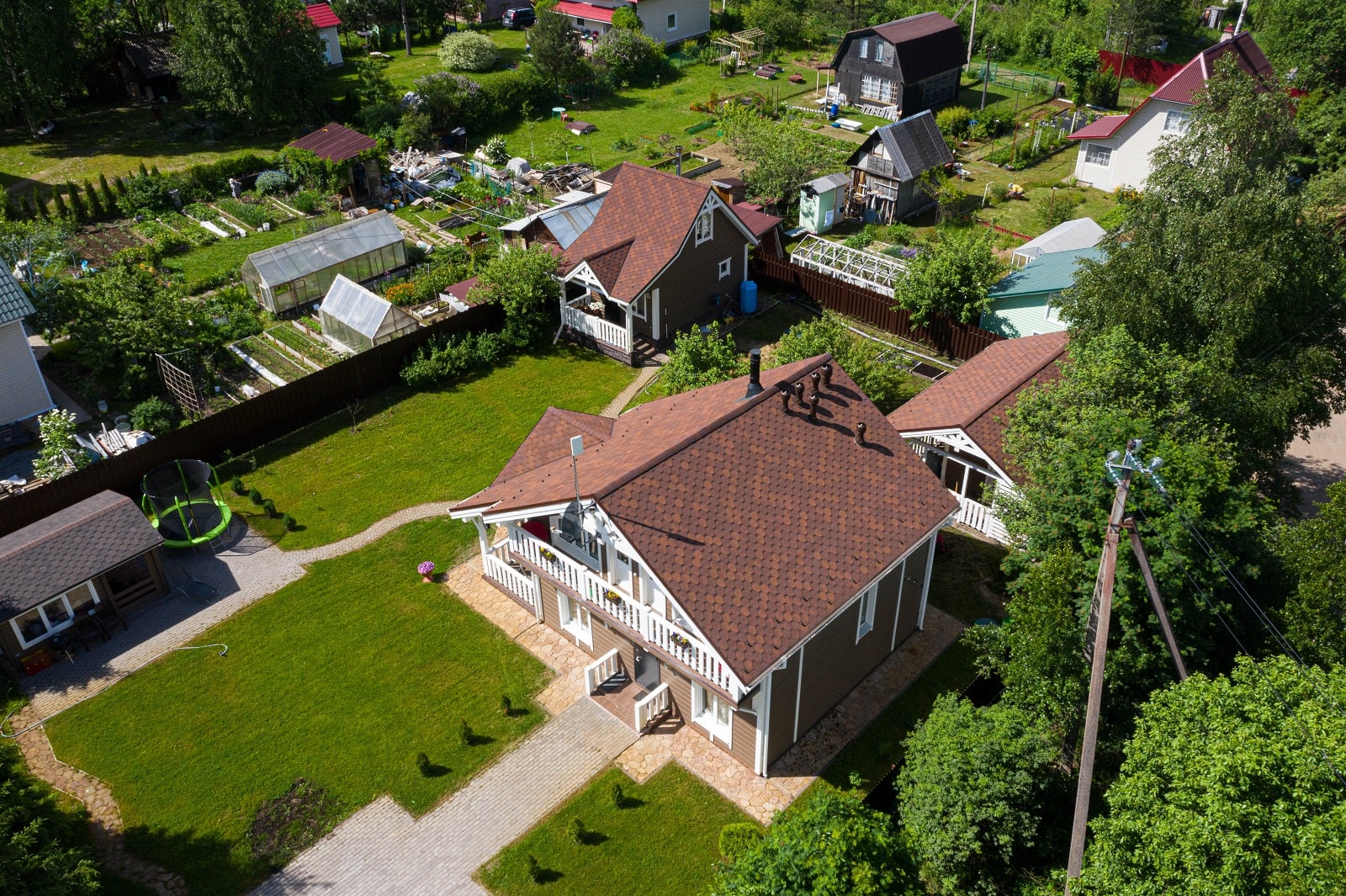 Загородный дом в Ленинградской области, поселок Лемболово